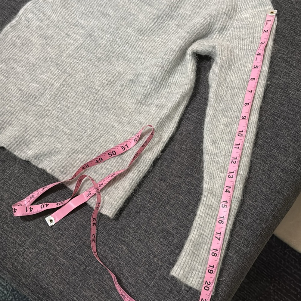 Baby Alpaca-Wool Turtleneck - Picture 7 of 7